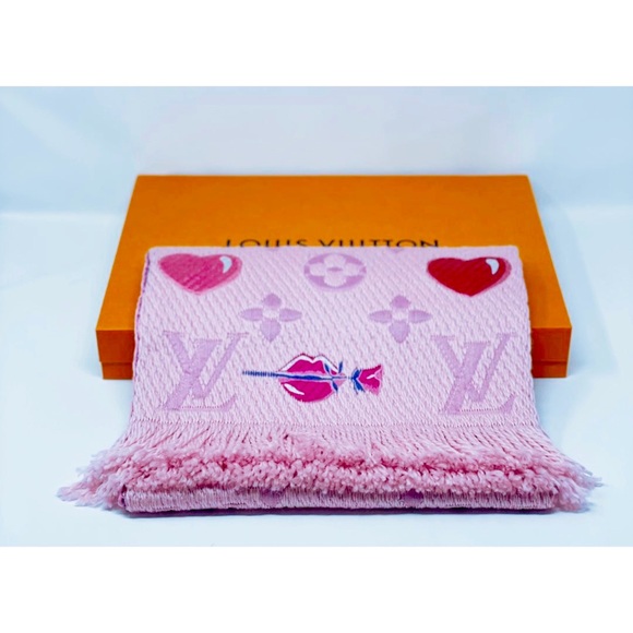 Louis Vuitton Accessories - Louis Vuitton logomania a la folie scarf M71587